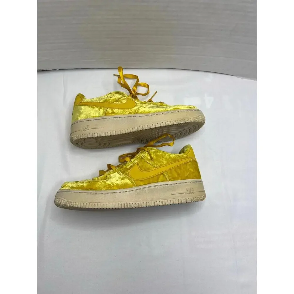 Nike Air‎ Force 1 LV8 GS Mineral Gold Velvet Sz 4Y